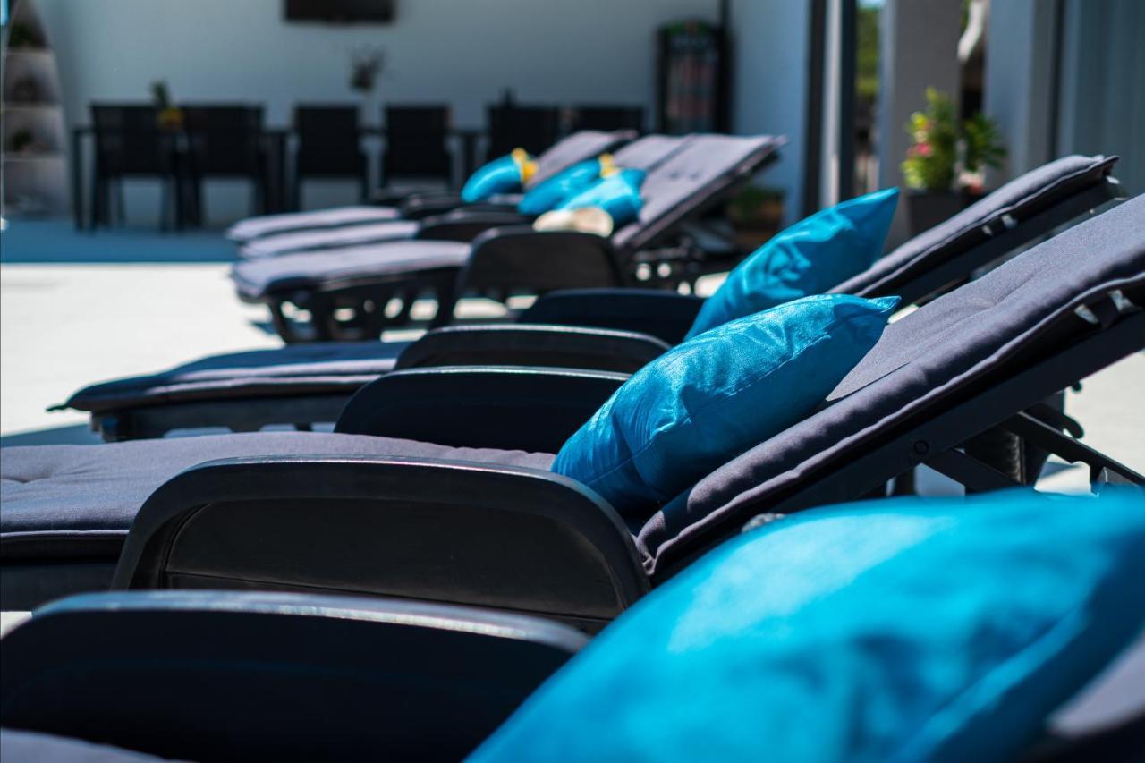 Villa Sky - Heating Pool Kaštel Novi Dış mekan fotoğraf