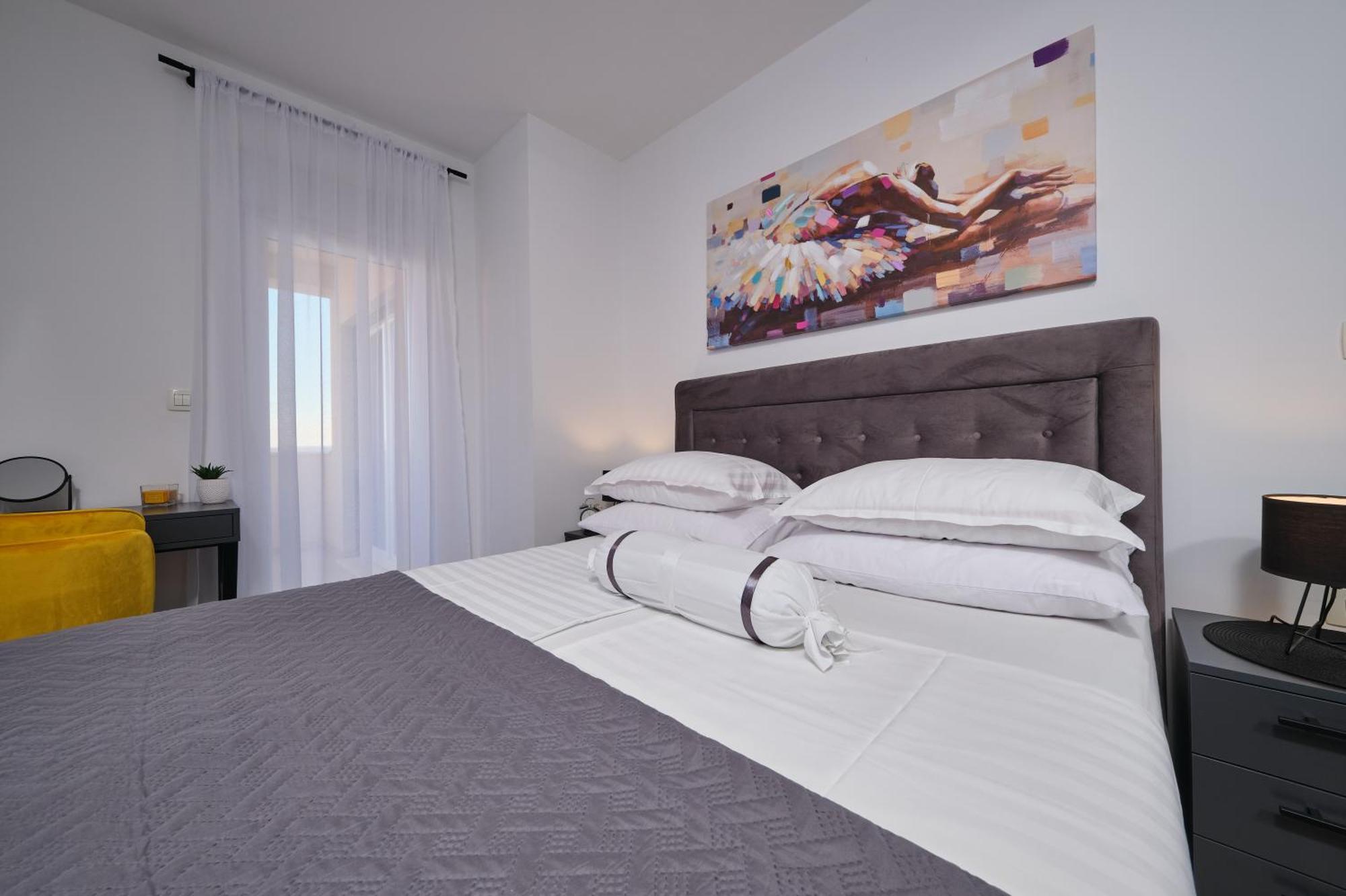 Villa Sky - Heating Pool Kaštel Novi Dış mekan fotoğraf