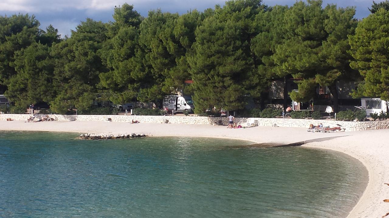 Villa Sky - Heating Pool Kaštel Novi Dış mekan fotoğraf